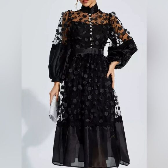 🔥🔥🔥SOLD🔥🔥🔥SHENE DRESS - Picture 2 of 3